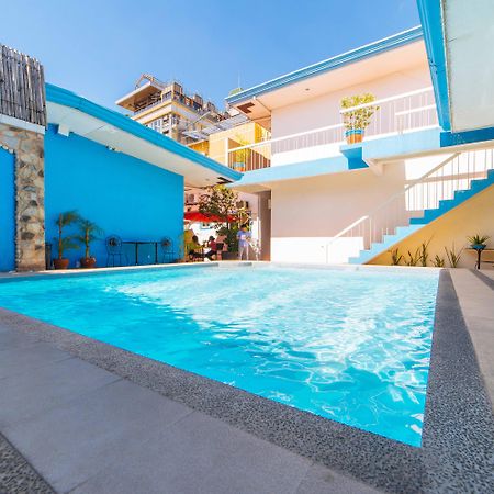 Reddoorz Near Walking Street Angeles City Exterior photo