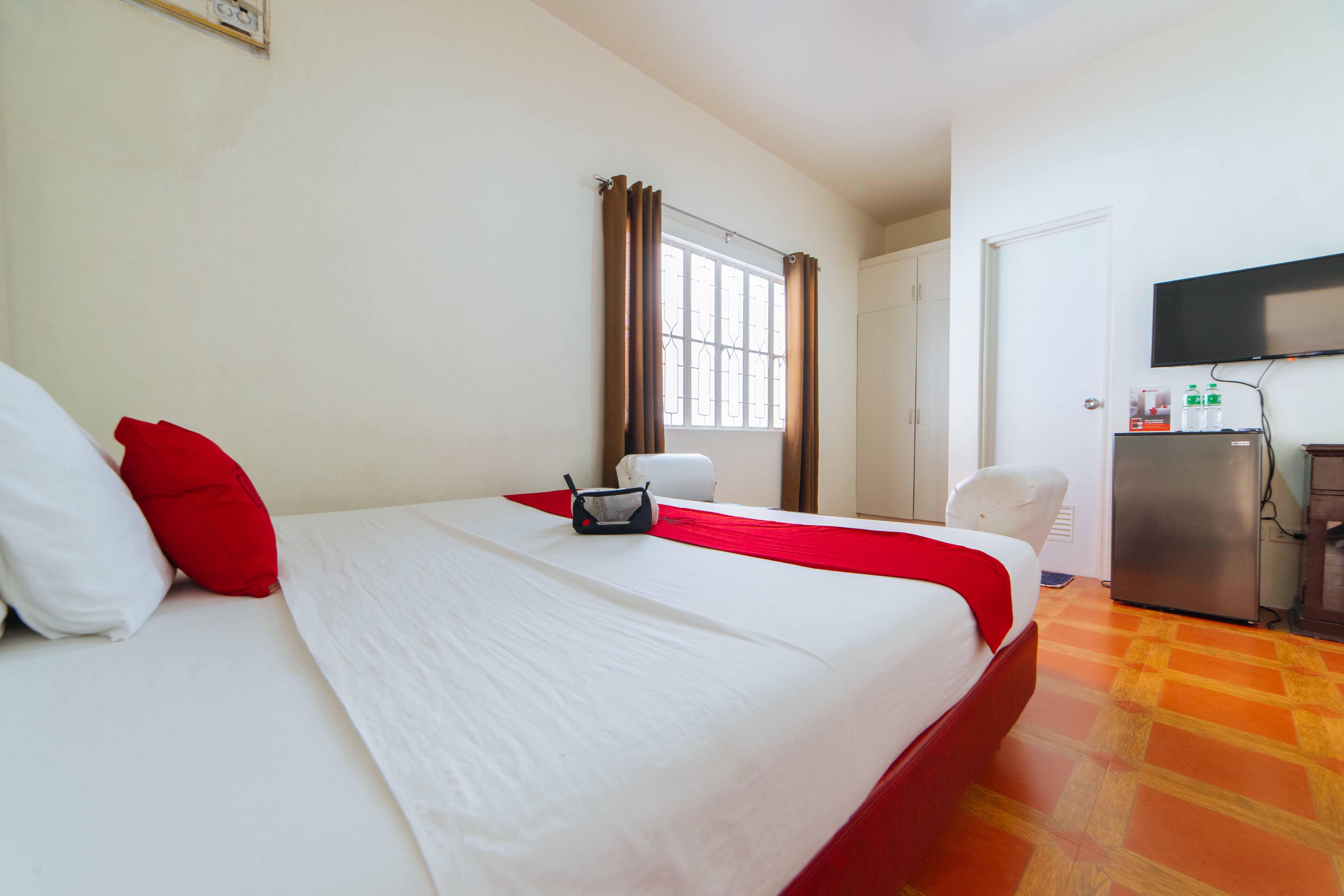 Reddoorz Near Walking Street Angeles City Exterior photo