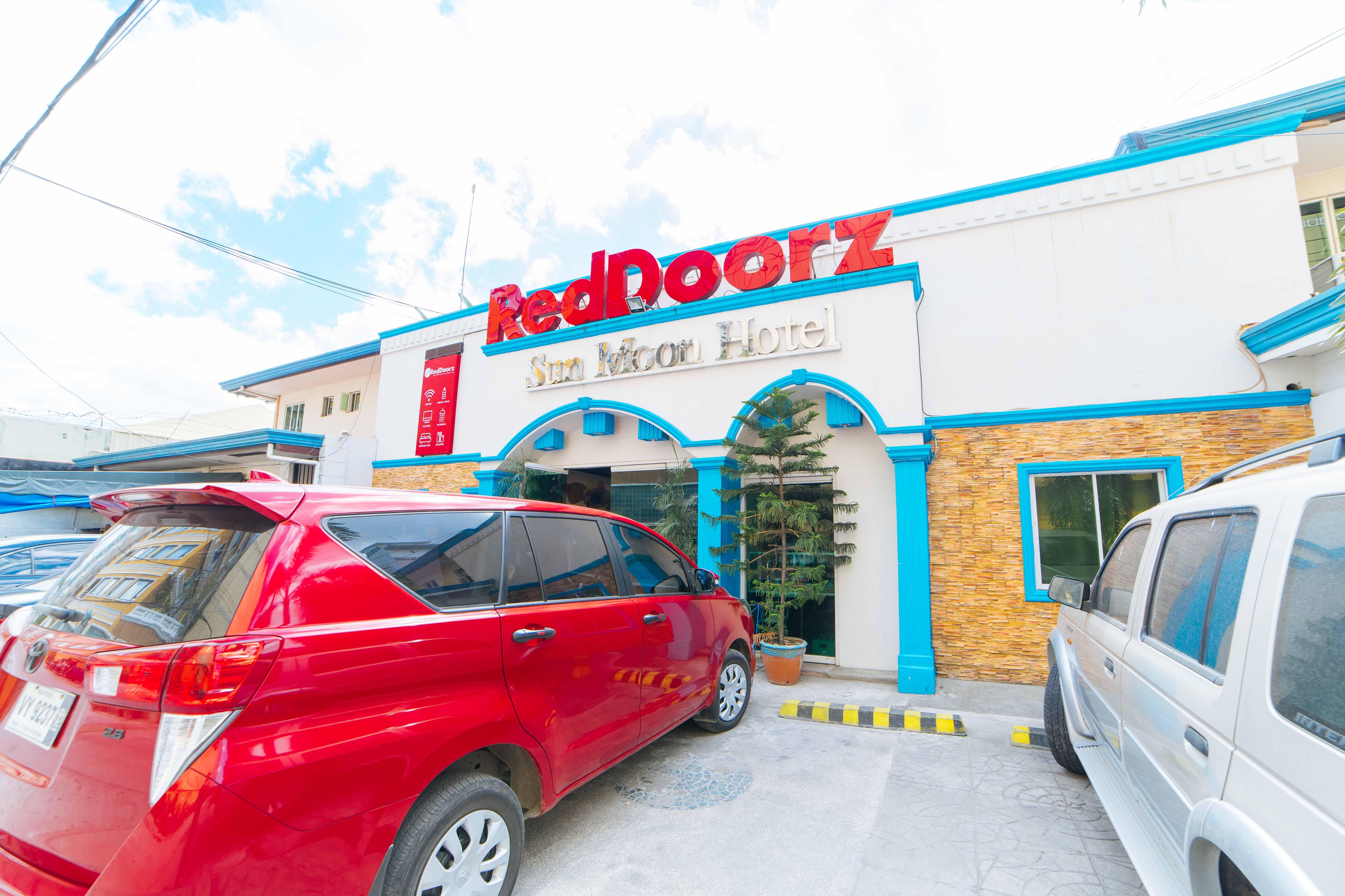 Reddoorz Near Walking Street Angeles City Hotel Exterior photo