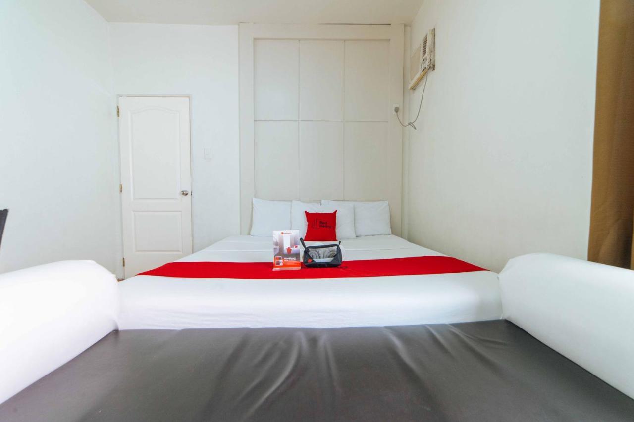 Reddoorz Near Walking Street Angeles City Exterior photo